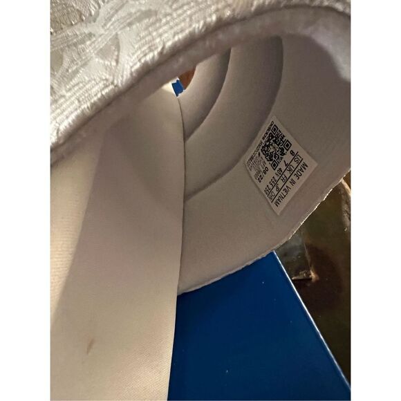 Adidas Adilette Essential W Slides - Picture 7 of 8